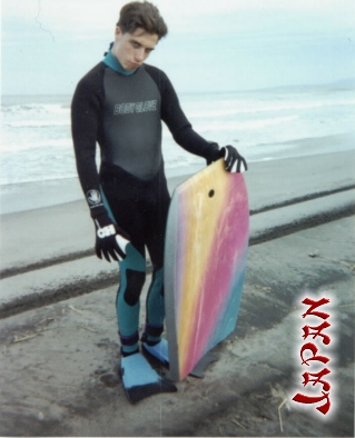 LJR(wetsuit) at my surf spot in Japan.